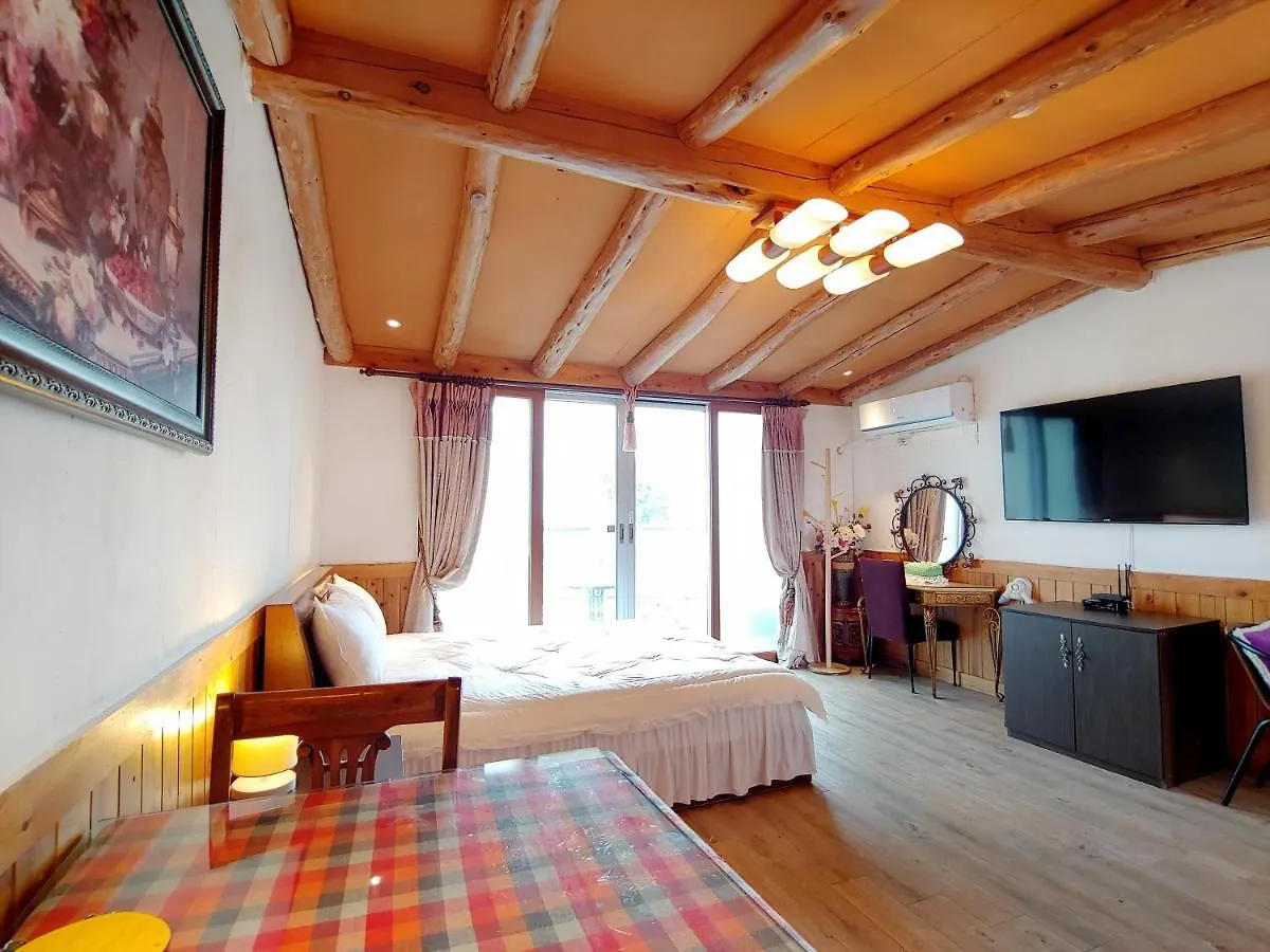 Herb In Pension Jeju Country house