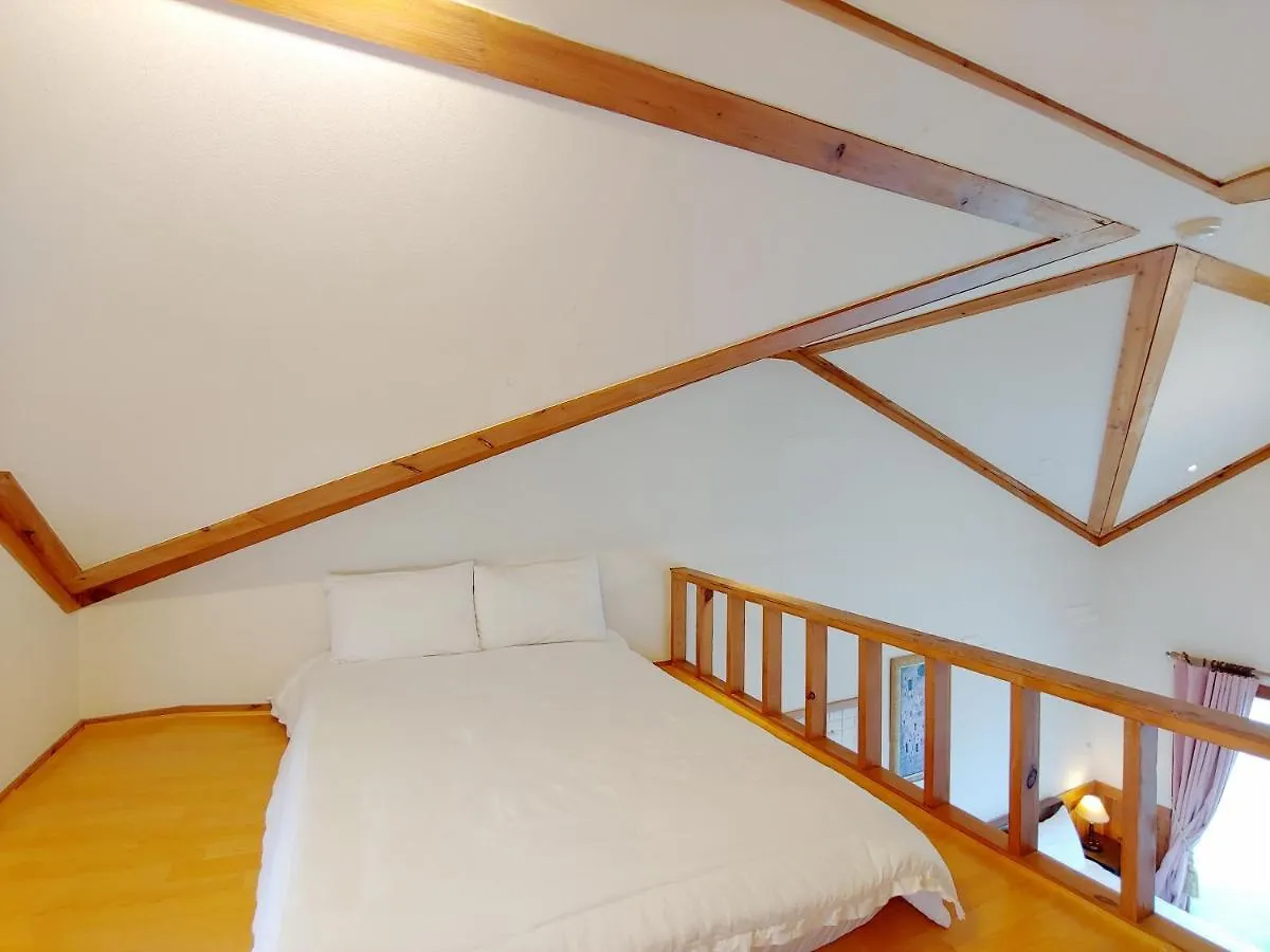 Herb In Pension Jeju Country house